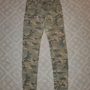 Almost Famous Size 3 Teal/Tan Camo Skinny Jeans